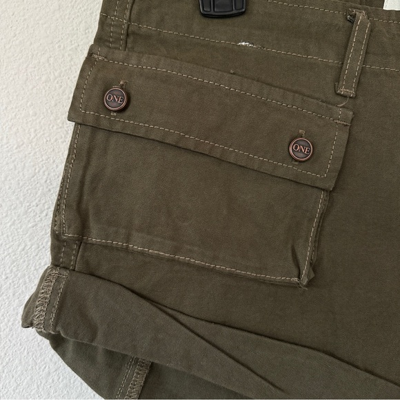 One Teaspoon Cadet Bandit Womens Shorts with Rolled Hem Size 28 - Picture 6 of 16